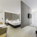 Mar Del Plata 2* آكورونيا