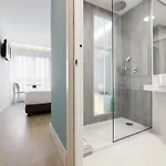 فندق Mar Del Plata آكورونيا